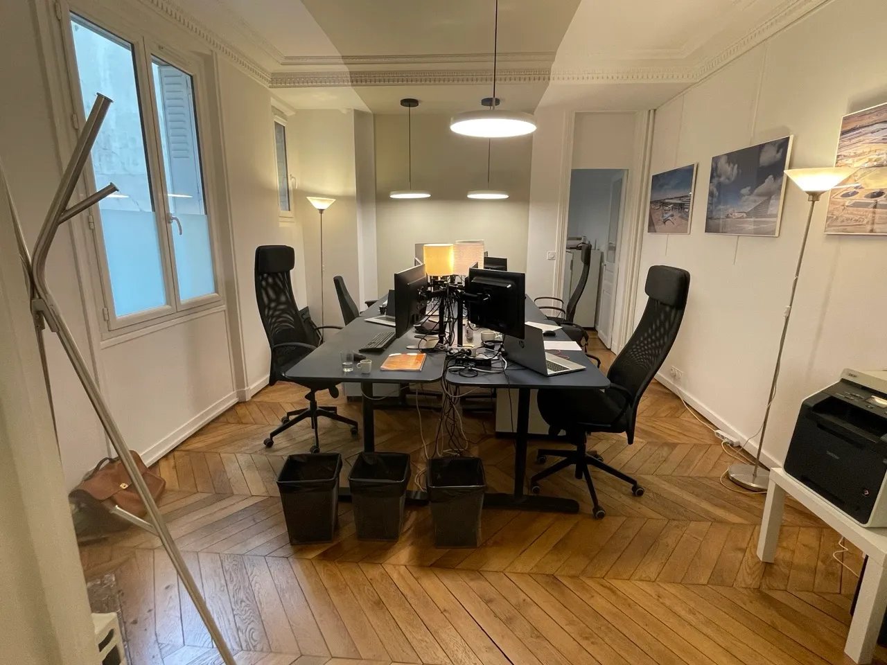 6 square Georges Lesage · Deskapad · rez-de-chaussée · 8 postes · photo 1