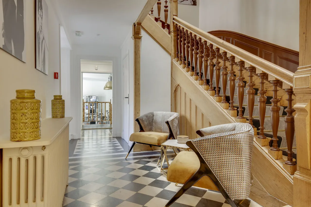 89 boulevard Pereire · Les Nouveaux Bureaux · R+1 · 18 postes · photo 1