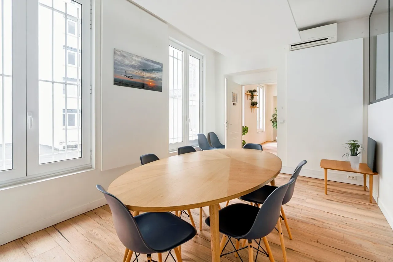 97 rue Oberkampf · Sora · 12 postes · photo 1